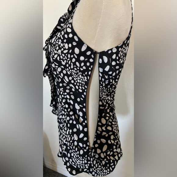 Express Ruffle Halter Top - Picture 3 of 5